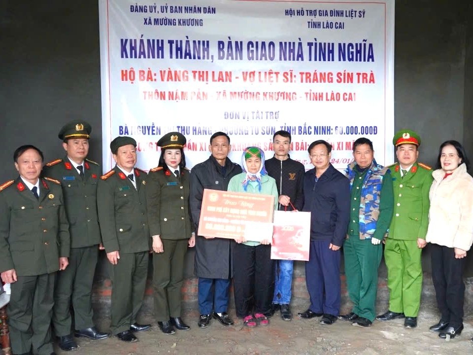 Ấm áp nghĩa tình trong căn nhà mới của người vợ liệt sĩ nơi biên cương