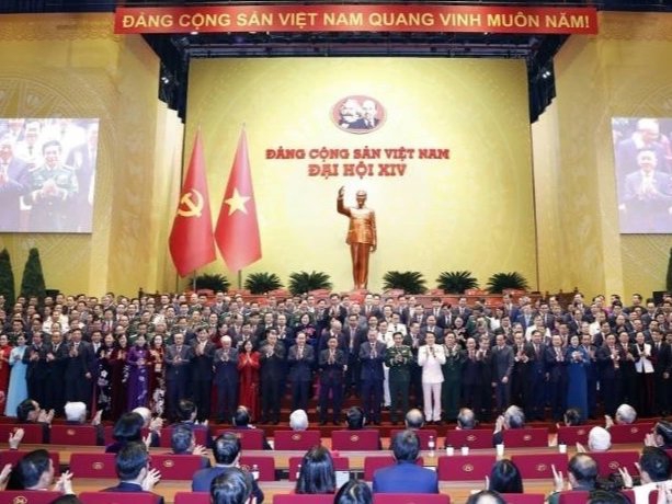 Công bố danh sách Bộ Chính trị khóa XIV