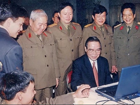 Đại tướng Lê Văn Dũng qua hồi ức của Thượng tướng Nguyễn Huy Hiệu