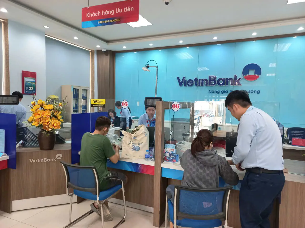 Điều hành chính sách tiền tệ hỗ trợ tăng trưởng trong Kỷ nguyên mới: Kinh nghiệm quốc tế và bài học cho Việt Nam