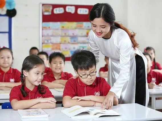 GIÁO DỤC NHỮNG CON NGƯỜI NHƯ THẾ NÀO CHO KỶ NGUYÊN PHÁT TRIỂN MỚI?