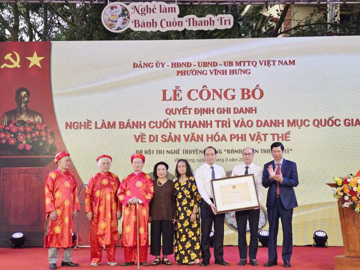 Hà Nội: Nghề làm bánh cuốn Thanh Trì được ghi danh Di sản văn hóa phi vật thể