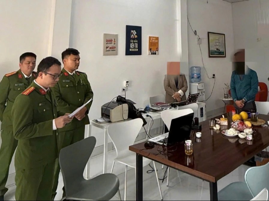 Khi chính sách bị vẩn đục bởi trục lợi và tắc trách