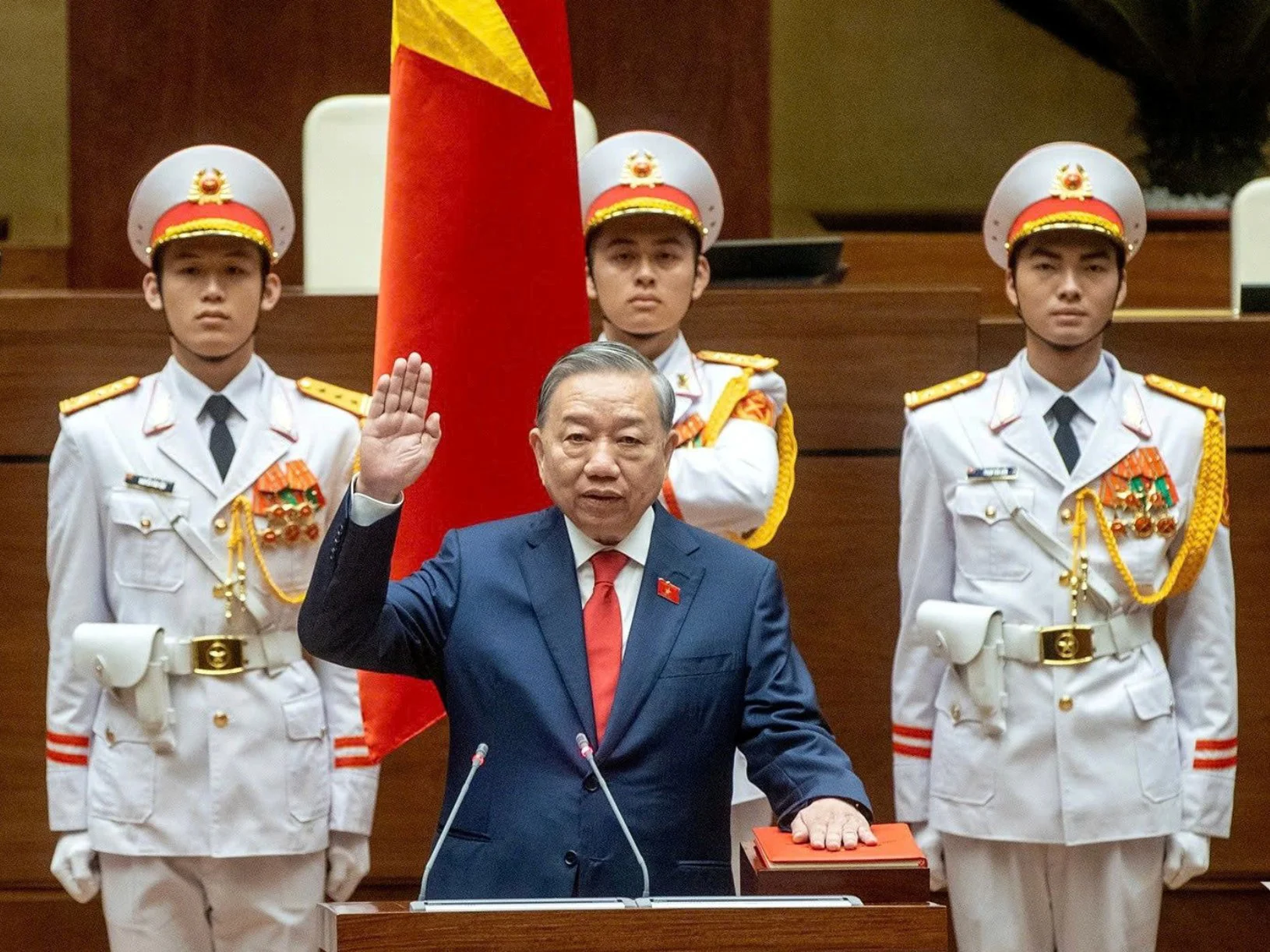 'Thực hành triệt để Dân là gốc'