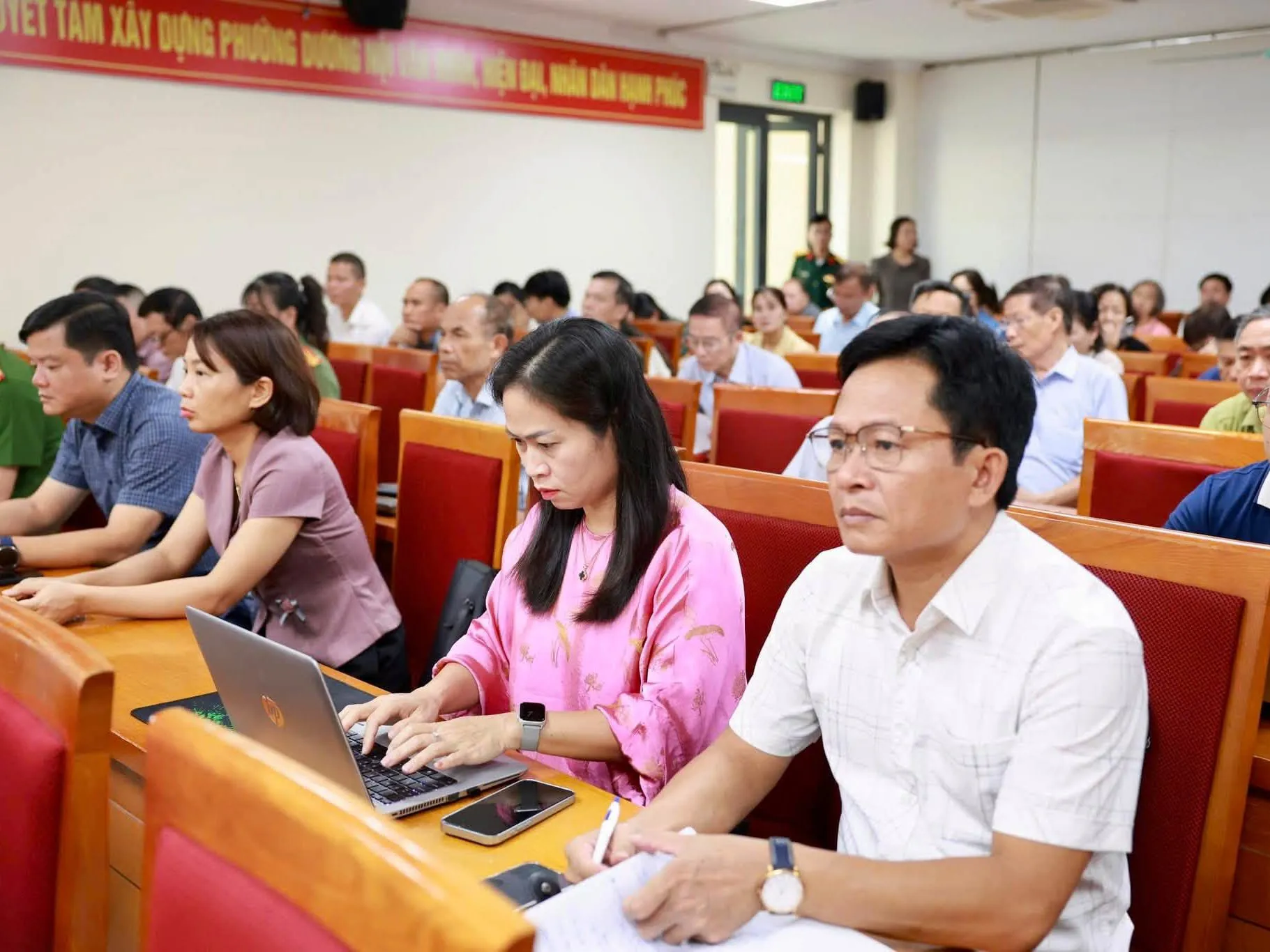 Phường Dương Nội quán triệt, triển khai thực hiện Nghị quyết Trung ương 4 khóa XIV