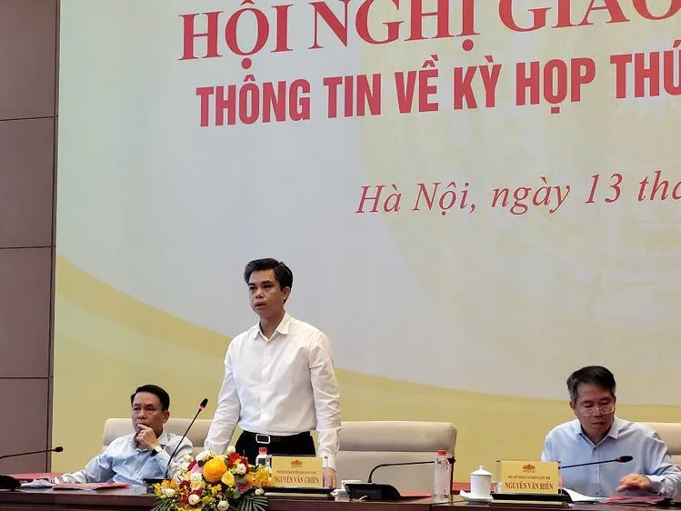 Quốc hội khóa XVI: Làm việc cả cuối tuần, tập trung tháo gỡ điểm nghẽn thể chế tại Kỳ họp thứ Hai