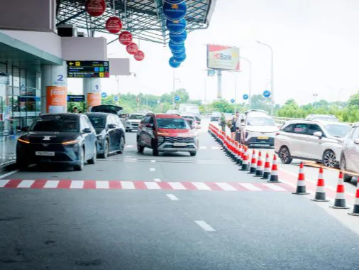 TaxiGenZ: Giải pháp đưa đón sân bay Nội Bài với chi phí minh bạch, lịch trình linh hoạt