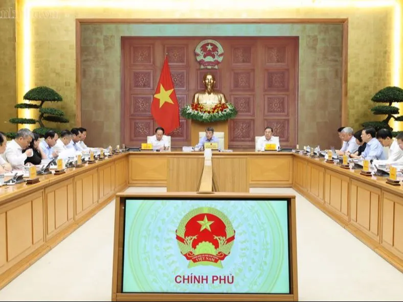 Thủ tướng: Thể chế hóa đầy đủ chủ trương của Đảng khi sửa đổi Luật Đất đai và các luật có liên quan