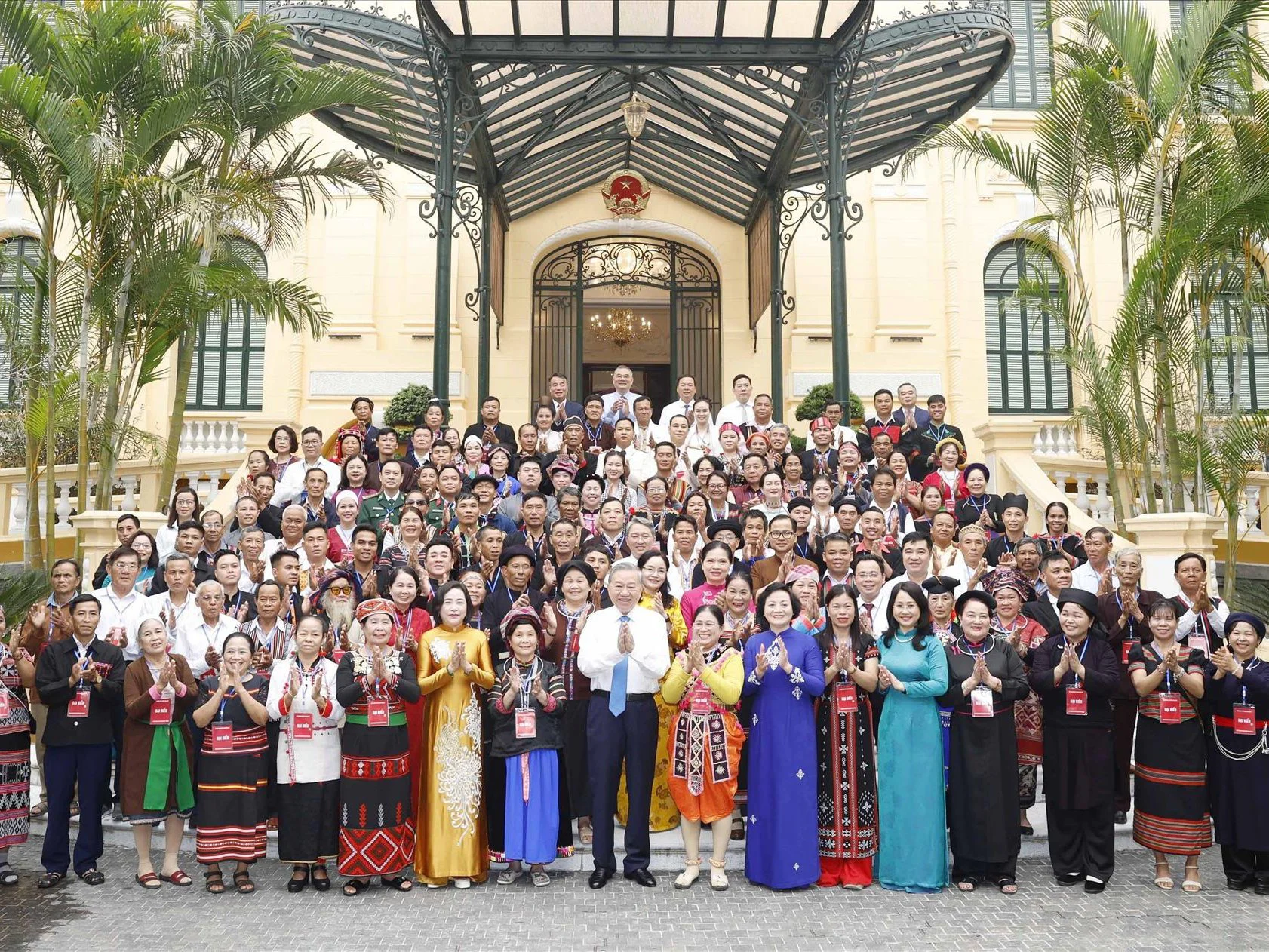 Tổng Bí thư, Chủ tịch nước: Già làng, trưởng bản góp phần củng cố khối đại đoàn kết toàn dân tộc