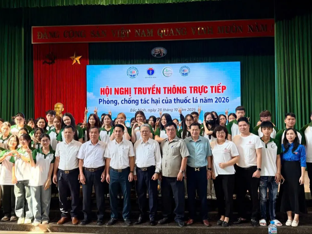 Truyền thông phòng, chống tác hại của thuốc lá tới sinh viên