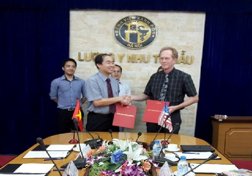 Hoa Kỳ hỗ trợ Bệnh viện Xanh Pôn đào tạo về nhân lực y tế