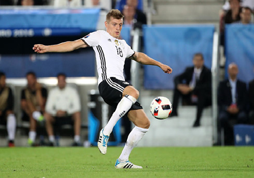 Man City sẵn sàng chi 75 triệu euro mua Toni Kroos