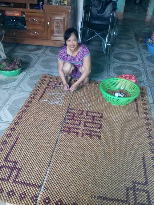 Nén nỗi đau để tỏa sáng