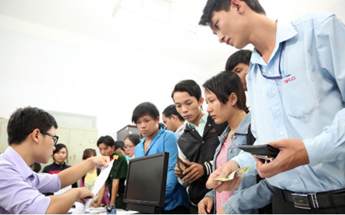 Có điểm thi, thí sinh vẫn “rối” khi chọn ngành, chọn trường xét tuyển