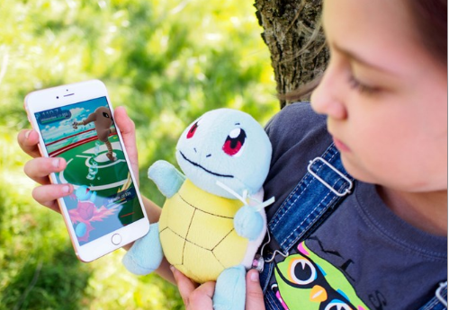 Microsoft sắp xếp lại OneDrive, thêm thẻ lưu giữ ảnh Pokemon