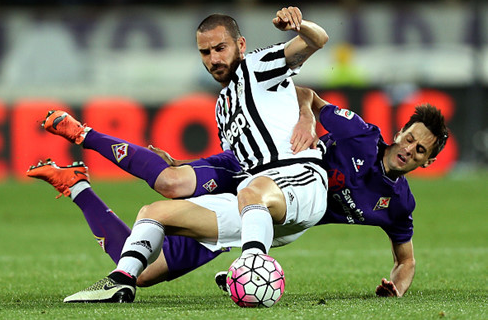 MU nhảy vào cuộc đua Bonucci với Chelsea