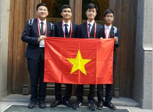 Việt Nam giành hai huy chương vàng Olympic Hóa học quốc tế