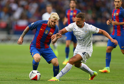 Messi kiến tạo xuất thần, Barcelona đại thắng Leicester