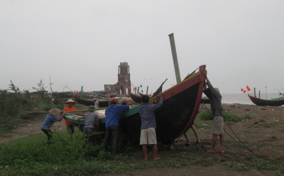Chạy đua chống bão Thần Sấm