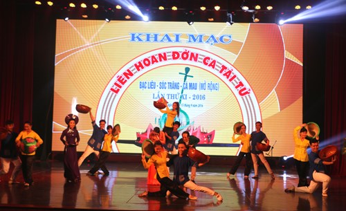 Sôi nổi Liên hoan Đờn ca tài tử Nam bộ