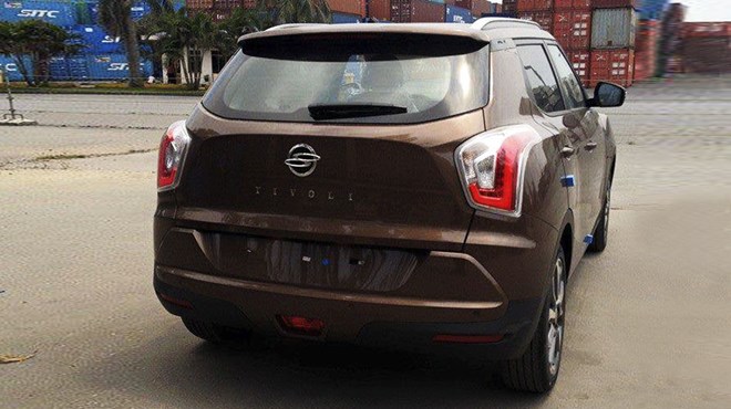 Xe SUV cỡ nhỏ 'cơ bắp' Ssangyong Tivoli về Việt Nam