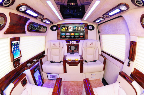 Trào lưu độ nội thất limousine tiền tỷ ở Việt Nam