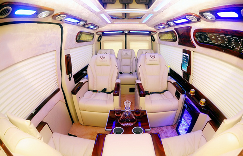 Trào lưu độ nội thất limousine tiền tỷ ở Việt Nam
