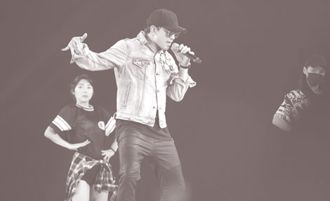 Nhạc Việt: Chút lạc quan trong tâm bão