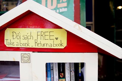 Tủ sách tung tăng