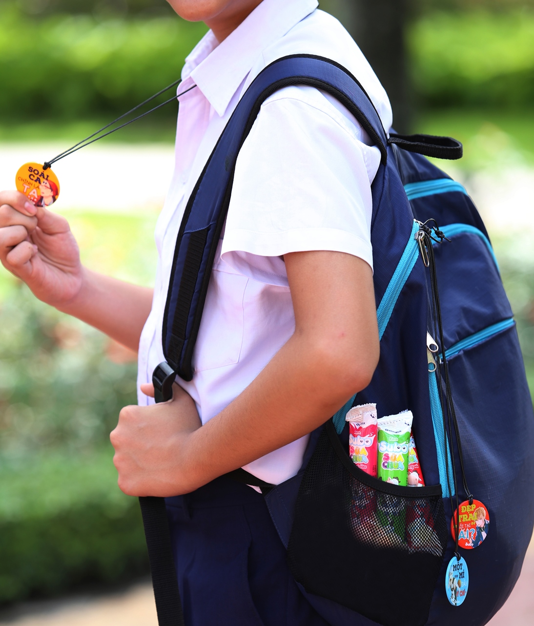 Tiết lộ phụ kiện đang làm mưa làm gió trong giới học trò: Dây đeo đa năng Subo!