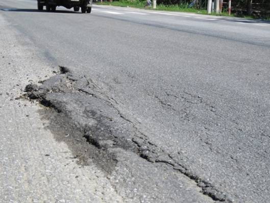 Nghệ An: Ẩn họa từ những vệt lún sâu trên đường nghìn tỷ