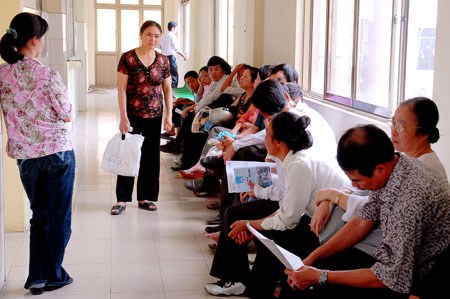 Xây dựng gói y tế cơ bản trước năm 2018