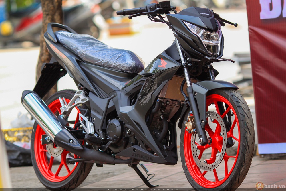 Honda Sonic 2017 chính thức có mặt tại Sài Gòn với mức giá hấp dẫn