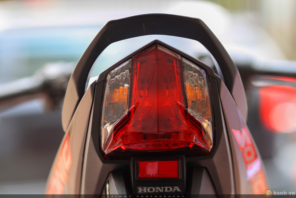 Honda Sonic 2017 chính thức có mặt tại Sài Gòn với mức giá hấp dẫn