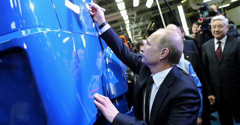 Ôtô Nga sẽ có mức giá siêu rẻ 200 triệu đồng tại Việt Nam?