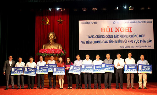 Vinamilk tiên phong trong sữa học đường, vì một Việt Nam vươn cao