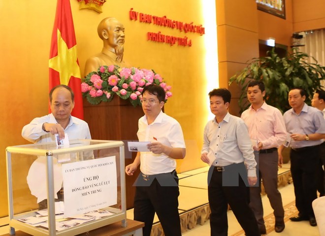 Đề xuất tăng lương cơ sở thêm 7%, lên mức 1,3 triệu đồng mỗi tháng