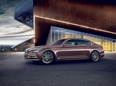 BMW 7 series Rose Quartz: Sang trọng và đẳng cấp
