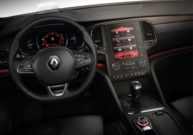 Renault mang 'Một ngày ở Paris' cùng xe TALISMAN tới VIMS 2016 Sài Gòn