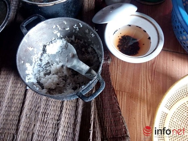 Ngôi nhà không cánh cửa và “nỗi thèm người” của mẹ