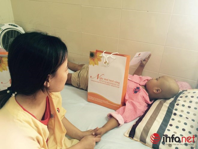 Lý giải vì sao trẻ 1,2 tuổi bị ung thư buồng trứng, tinh hoàn?