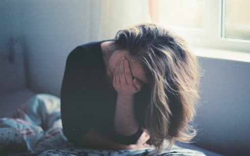 Yêu em nhưng anh vẫn buông lời tán tình những cô gái khác trên mạng