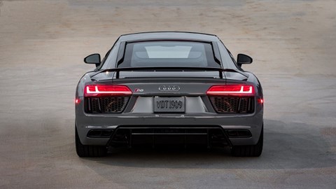 Mãn nhãn với phiên bản đặc biệt Audi R8 V10 Plus Exclusive Edition