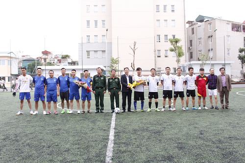 Giao hữu bóng đã giữa Hoanhap.vn với Đoàn 595