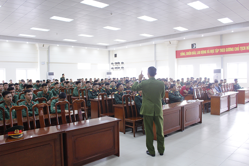 Đoàn 275 tập huấn, bồi dưỡng nghiệp vụ phòng cháy chữa cháy cho cán bộ, chiến sĩ trên địa bàn