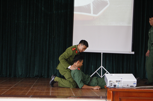 Đoàn 275 tập huấn, bồi dưỡng nghiệp vụ phòng cháy chữa cháy cho cán bộ, chiến sĩ trên địa bàn