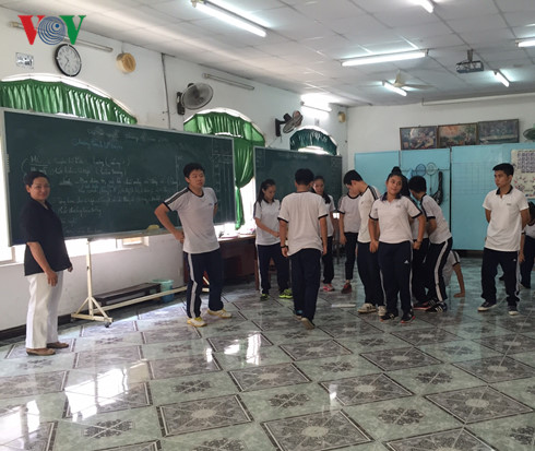 Người thắp sáng niềm tin cho trẻ em khiếm thính