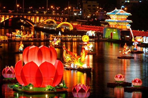 Lễ hội đèn lồng lớn nhất từ trước tới nay
