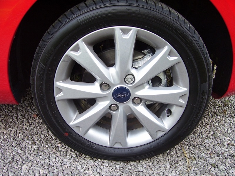 Làm thế nào để chống mất trộm bánh xe?