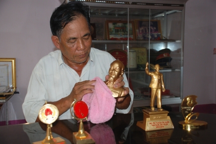 Người thương binh tỷ phú ở nơi cuối đất 